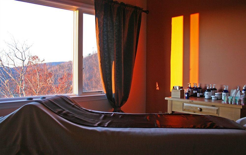 Art Of Living Retreat Center Hotell Bamboo Exteriör bild